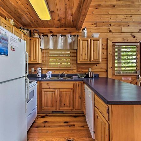 Pigeon Forge Family Cabin With Resort Pool And Hot Tub Exteriér fotografie