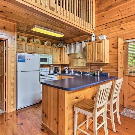 Pigeon Forge Family Cabin With Resort Pool And Hot Tub Exteriér fotografie